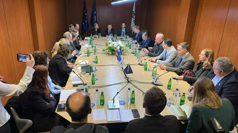 The Economic Dialogue aims to attract foreign investment to Kosovo