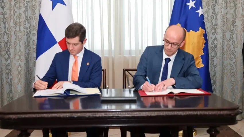 Kosovo and Panama abolish visa requirements for holders of diplomatic and official passports