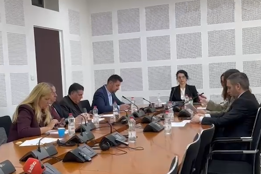 Ruling–opposition clash in Kosovo blocks vote on Peace Board agreement