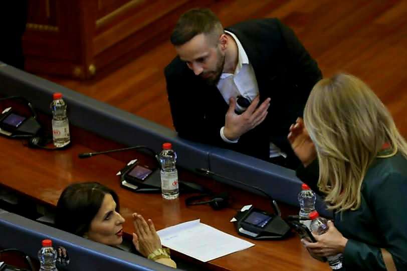 Haxhiu opens the session with a statement on MP Geci’s insults