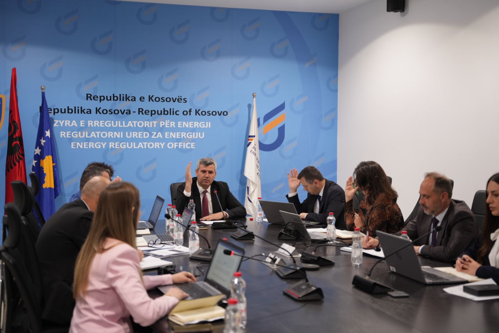 Energy Regulatory Office of Kosovo changes maximum allowed revenues of operators, avoids electricity price increase