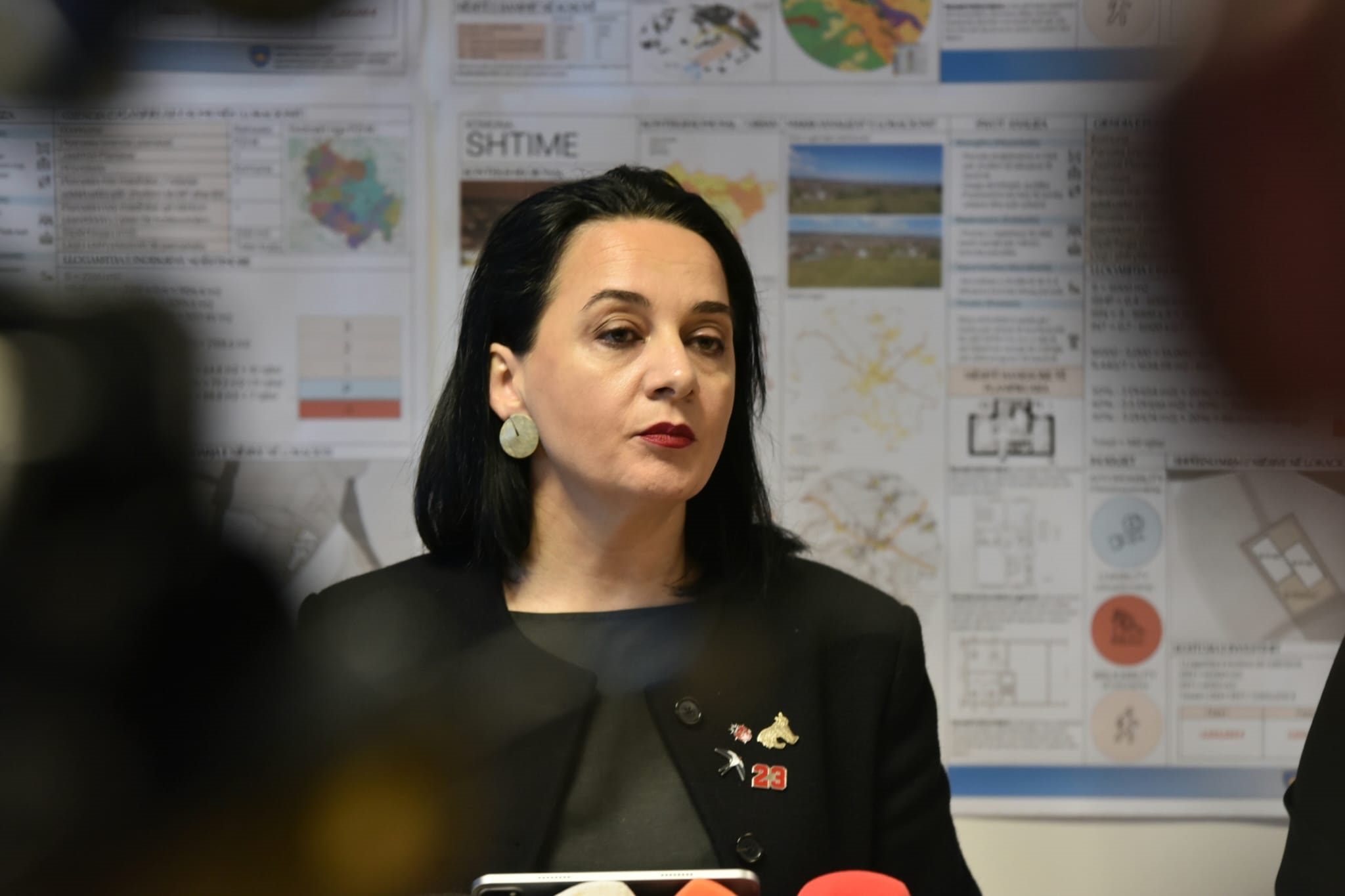 Pacolli raises suspicions of multi-million euro misuse of public funds over two properties in Ferizaj, calls on authorities to investigate