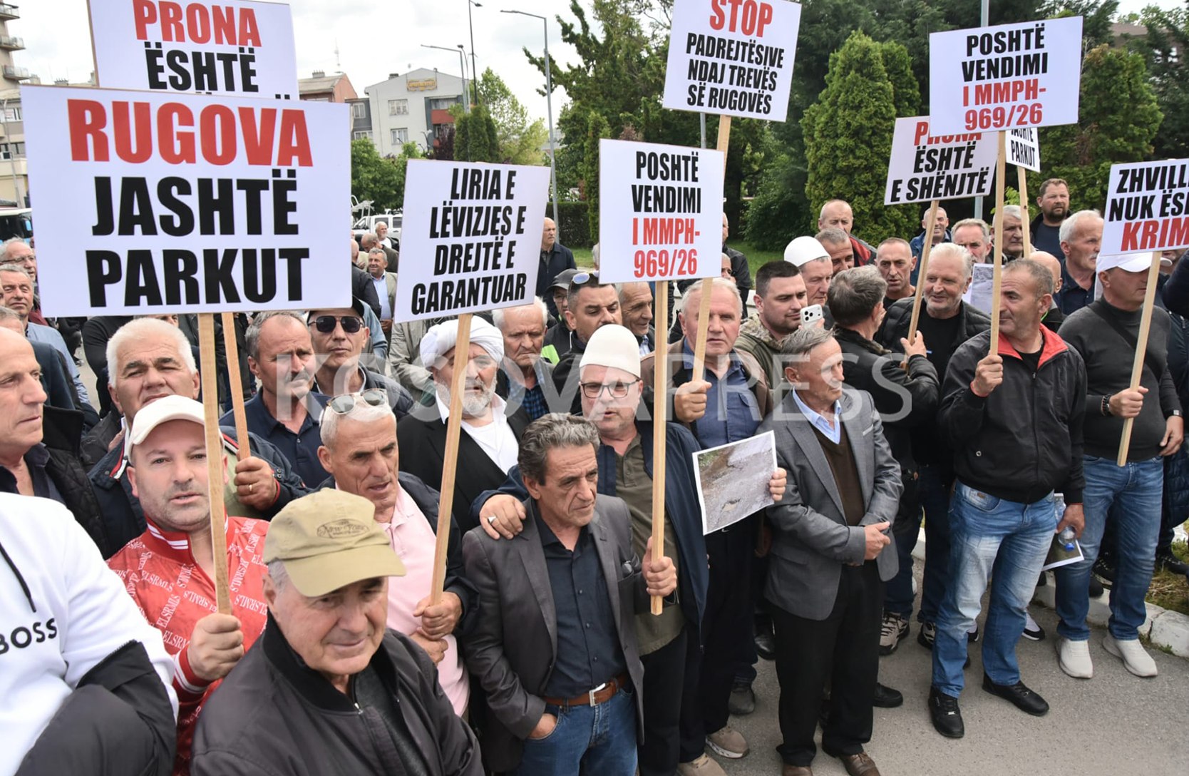 “Strangers on our own land”: Acting minister Fitore Pacolli confronted by Rugova protesters