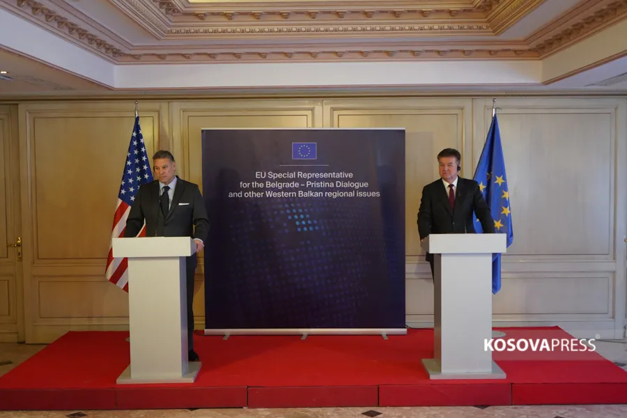 Escobar - Lajcak Konferenca (15 of 32)
