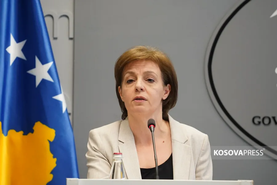 0 Donika Gervalla Konferenc 2022 (1)