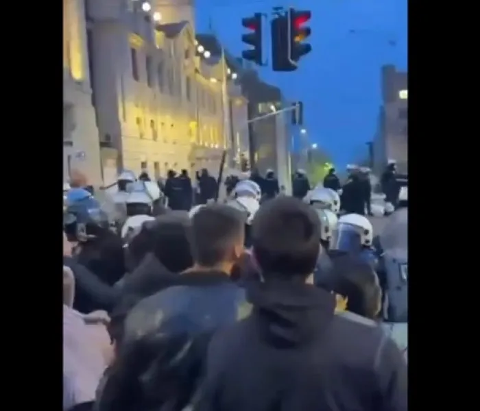 Protesta Serbi
