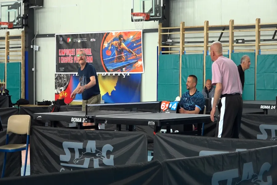 foto 12 prill ping pong