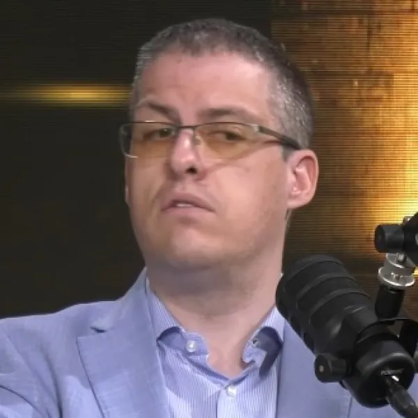 Ivan Niniq 290426