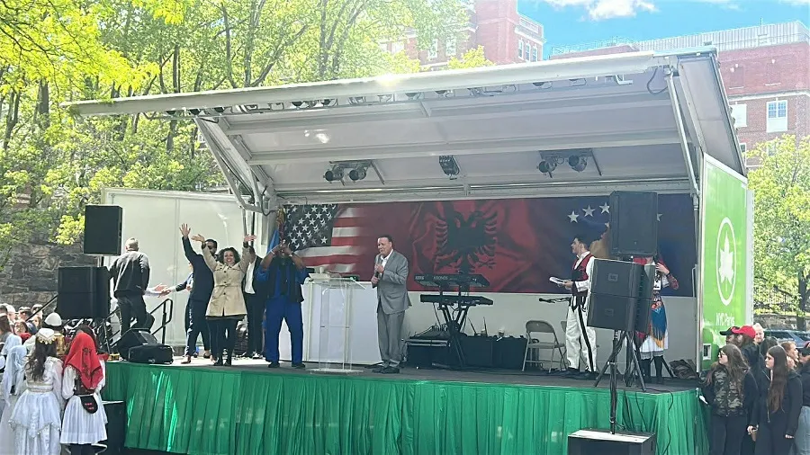 Skenderbeu 03