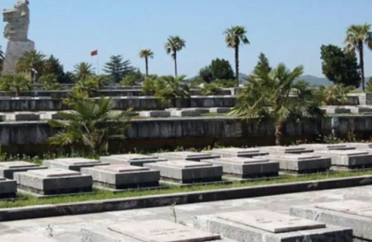 Deshmoret Shqiperi