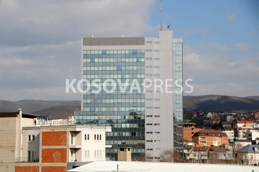 Qeveria e Kosoves (2)