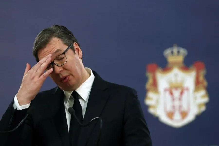 Vuçiq konfirmon shkuarjen në Mal të Zi  pavarësisht dëbimit të  truprojeve  të tij Presidenti i Serbisë  Aleksandër Vuçiq ka konfirmuar se do të udhëtoj sot drejt Malit të Zi  vendit që i do të jetë nikoqir i Samitit Bashkimi Evropian Ballkani   