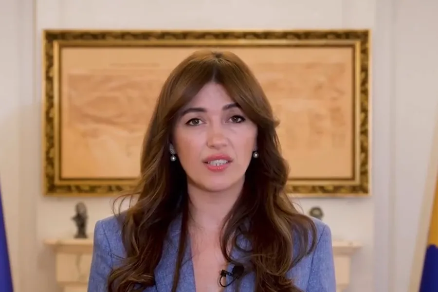 Haxhiu përfaqëson Kosovën në takimin e liderëve të BE së dhe Ballkanit Perëndimor Ushtruesja e detyrës së Presidentes së Republikës së Kosovës  Albulena Haxhiu  do të marrë pjesë në Samitin BE  Ballkani Perëndimor  i cili mbahet më 5 qershor në   