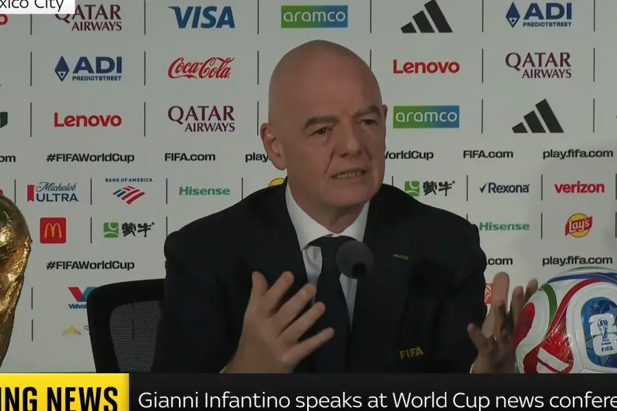 Infantino  Nuk jemi mbretërit e botës Në konferencën për media  presidenti i FIFA s Gianni Infantino ka folur për disa çështje të ndjeshme që lidhen me organizimin e Kupës së Botës Ai iu kërkoi gazetarëve që të  promovojnë unitetin e Kupës së   