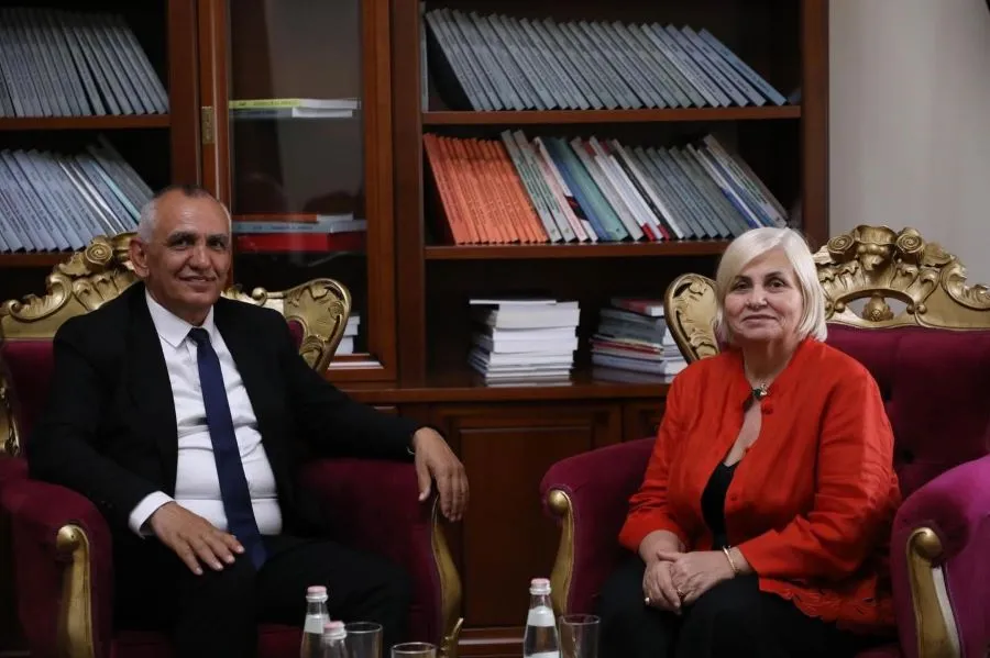 Zgjerimi i bashkëpunimit ekonomik Kosovë Shqipëri  në qendër të takimit Krasniqi Ekonomi