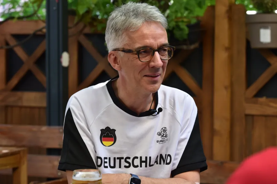 Ambasadori gjerman për situatën në veri  Ligjet e Kosovës vlejnë në krejt territorin e saj Ambasadori gjerman në Kosovë  Rainer Rudolph  në një intervistë ekskluzive bashkë me kolegun e tij britanik  Jonathan Hargreaves  të dhënë për KosovaPress   