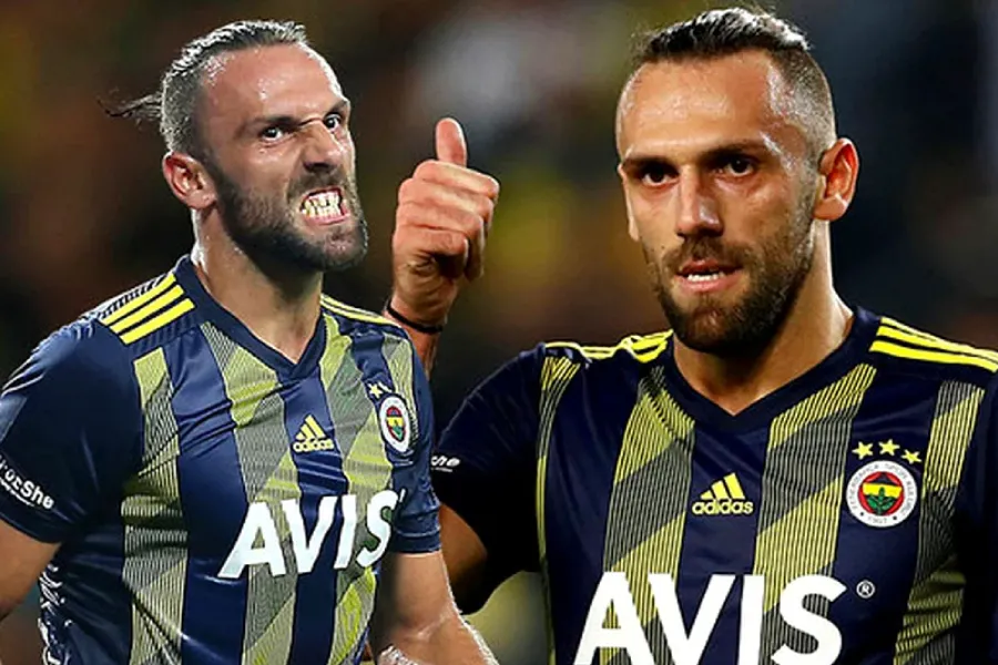 Zyrtare  Fenerbahçe arrin marrëveshje për rikthimin e Vedat Muriqit Klubi i madh turk  Fenerbahçe  ka lëshuar një komunikatë zyrtare ku njofton se ka arritur marrëveshje parimore me sulmuesin e Kombëtares së Kosovës  Vedat Muriqi Sipas njoftimit   