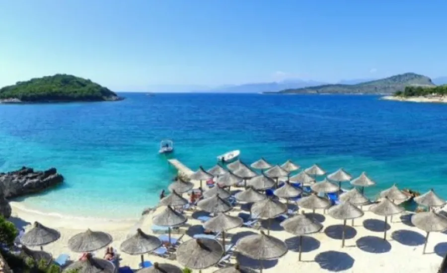  Daily Express   Shqipëria  surpriza turistike që po rivalizon destinacionet e njohura mesdhetare