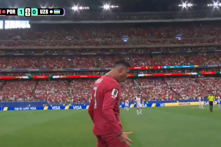 Ronaldo shënon golin e parë në Botëror Cristiano Ronaldo ka zhbllokuar rezultatin shumë herët në ndeshjen ndaj Uzbekistanit në Botëror  duke shënuar për 1 0 në minutën e 6 të Goli erdhi pas një aksioni të bukur ku Joao Cancelo ishte vendimtar në   