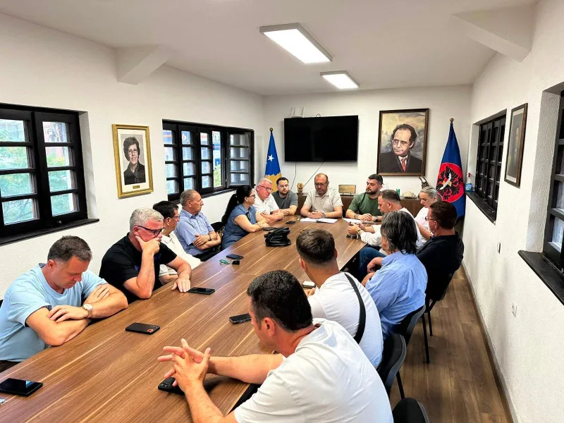 Edhe Dega II e LDK së në Prishtinë kundër Abdixhikut  Duhet lidership i ri