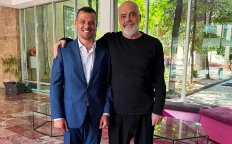 Endrit Thaçi takohet me Ramën  Faleminderit që qëndruat në anën e së vërtetës kur të tjerë zgjodhën heshtjen 