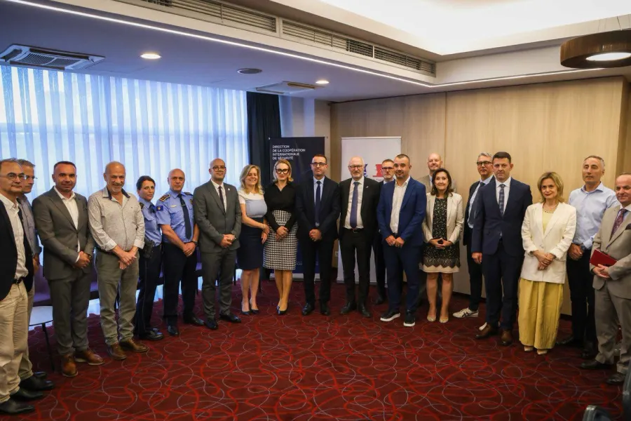 Mbahet Konferenca për Sigurinë e Lojërave Mesdhetare  Prishtina 2030  Ministri në detyrë i Rinisë dhe Sportit  Blerim Gashani  ka njoftuar se është mbajtur Konferenca e Parë Ndërkombëtare për Sigurinë e Ngjarjeve të Mëdha Sportive  në kuadër të   