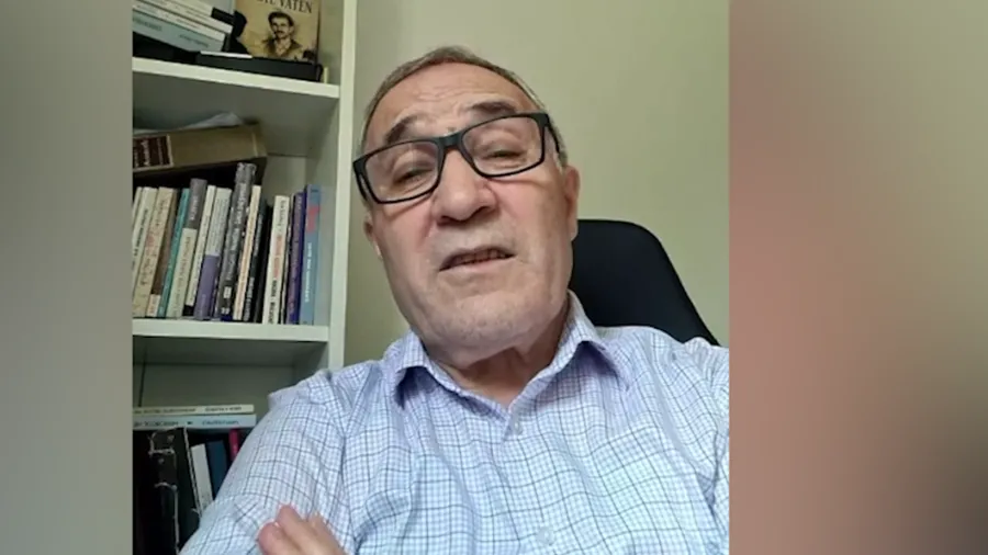  Holbrooke ma preku tytën e automatikut     Lum Haxhiu  e kujton takimin me njeriun e Amerikës