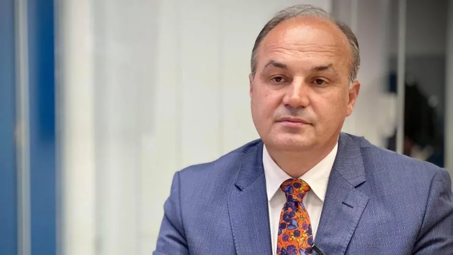 Hoxhaj i reagon Rizvanollit  Pavarësia energjetike edhe çështje gjeopolitike  jo vetëm ekonomike