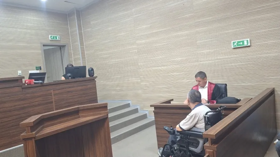 Seanca gjyqësore në rastin Kukaj  kërkohet dëmshpërblim nga Komuna e Prishtinës mbi 320 000 euro Ka përfunduar seanca gjyqësore në rastin e padisë për diskriminim të ngritur nga qytetari me aftësi të kufizuar  Faruk Kukaj ndaj Komunës së   