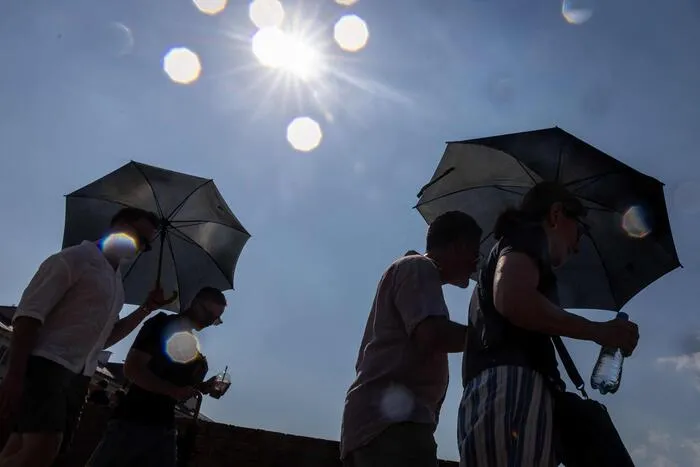 POLAND-WEATHER-HEATWAVE-CLIMATE-HEALTH