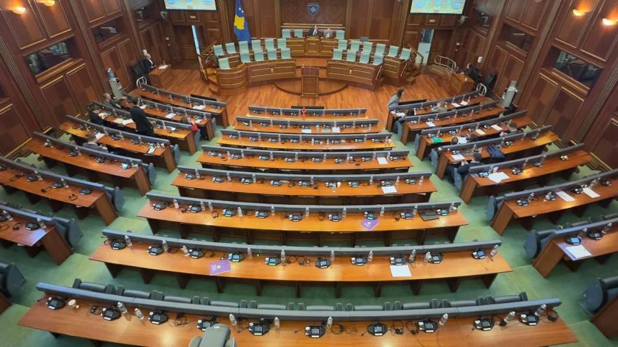  Certifikimi i rezultateve deri në fund të kësaj jave   ja kur do të thirret seanca konstituive Gjykata Supreme pritet të vendosë brenda dy ditëve të ardhshme për dy ankesat e paraqitura nga kandidatët e Partisë Demokratike të Kosovës  PDK     