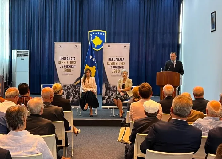 36 vjetori i Deklaratës së 2 Korrikut  Haxhiu e Kurti vlerësojnë aktin historik Krerët institucionalë në detyrë kanë vlerësuar rëndësinë historike të delegatëve të 2 Korrikut 1990  duke e cilësuar Deklaratën Kushtetuese si një nga aktet më të   