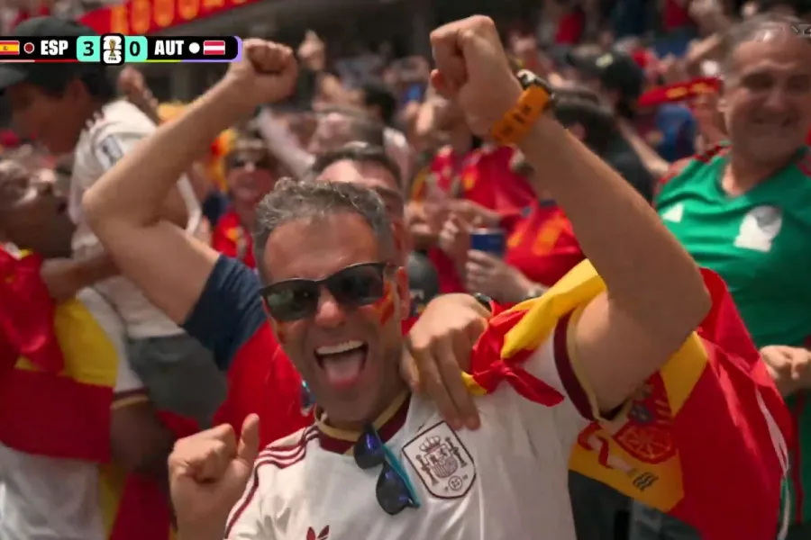 Spanja  demolon  Austrinë  niset për çerekfinale Kombëtarja e Spanjës ka siguruar një biletë për në çerekfinale të Botërorit pas një fitoreje bindëse 3 0 ndaj Austrisë në fazën e 1 16 ës së finales Seria e golave nisi në minutën e 36 të me Mikel   