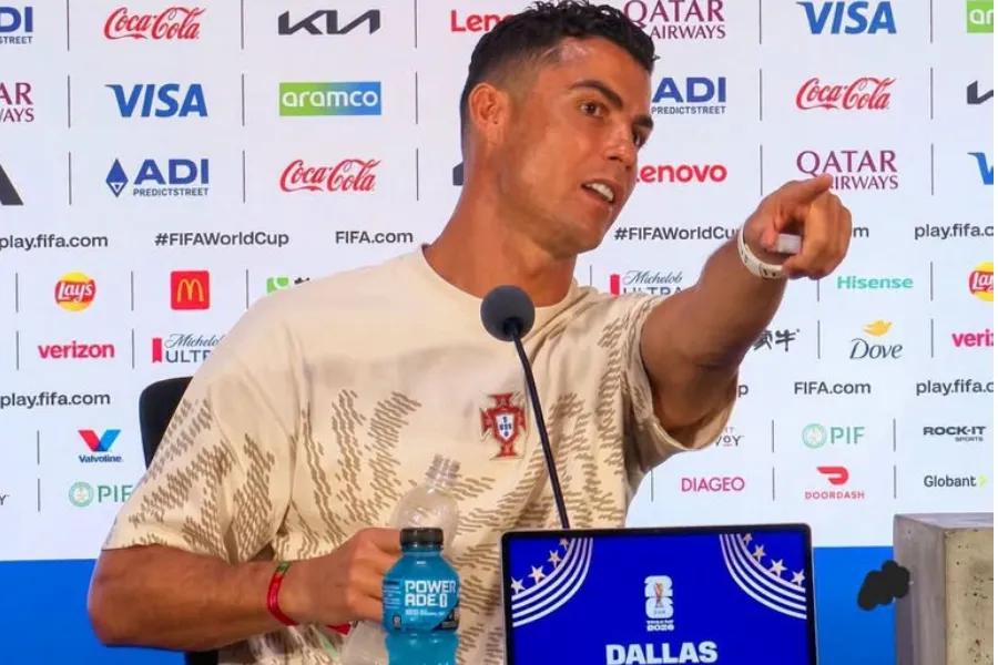 Ronaldo  Që 23 vjet jeni përpjekur të më  vrisni  Cristiano Ronaldo ka konfirmuar se Kupa e Botës 2026 do të jetë turneu i tij i fundit me Portugalinë  ndërsa iu përgjigj edhe kritikave që ka marrë për paraqitjet e tij në këtë kompeticion  Nuk   