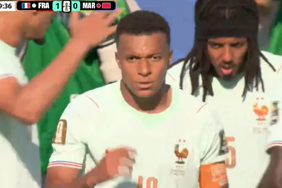 Mbappe i pandalshëm  shënon dhe shkruan histori ndaj Marokos Kylian Mbappé ka kaluar Francën në avantazh me një goditje të saktë nga distanca  duke e dërguar topin në qoshin e djathtë Me këtë realizim  Mbappé arrin kuotën e 20 golave të shënuar   