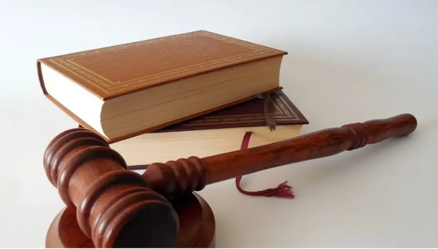 Vdiq gazetari serb që hetonte rastin e Oliver Ivanoviqit  gjendja iu përkeqësua në burg Ka ndërruar jetë gazetari serb që hetonte rastin e Oliver Ivanoviqit  Stefan Cvetkoviq ishte duke vuajtur një dënim me burg  ndërsa gjendja e tij shëndetësore   