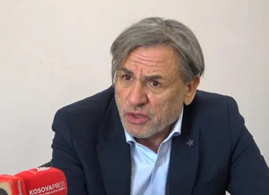 Gazetari serb dënon deklaratën e ministres Paunoviq  Bota serbe është projekt i rrezikshëm Të papranueshme dhe neveritëse e ka quajtur dazetari serb Radomir Dimiq deklaratën e ministres së Administratës Publike dhe Vetëqeverisjes Lokale në   