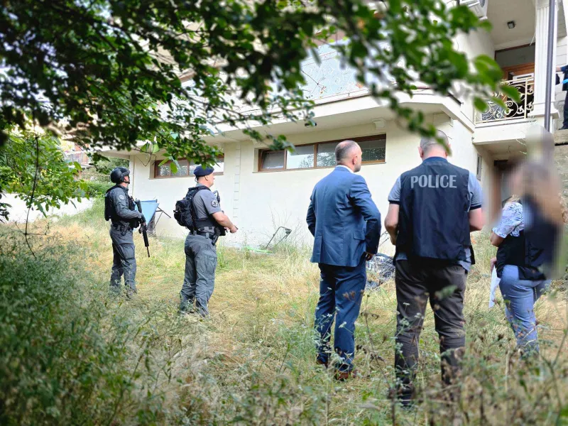 policia ekstradimi