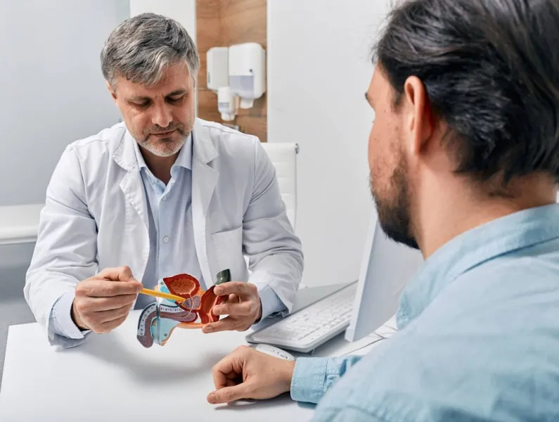 Science  Nivelet e ulëta të testosteronit lidhen me rrezik më të madh për kancer Testosteroni i ulët mund të jetë një sinjal paralajmërues për rrezik më të lartë të kancerit te burrat  sipas  Science  Një studim ndërkombëtar sugjeron se nivelet   