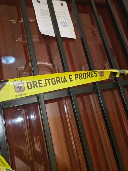 Rama për lirimin e banesave të Komunës  Prona publike s mund të uzurpohet  as të trajtohet si private Kryetari i Komunës së Prishtinës  Përparim Rama  njoftoi për një aksion të Drejtorisë së Pronës në kryeqytet për të liruar banesat që janë pronë   