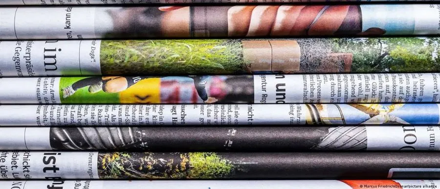 FAZ  Veterani serb nga varrezat hebraike Vuçiq Numri i sotëm i gazetës Frankfurter Algemaine Zeitung  FAZ  boton artikullin  Snajperë në varrezat hebraike   në të cilin thuhet se Aleksandar Vuçiç  si vullnetar i ri   i shërbeu politikës kriminale   
