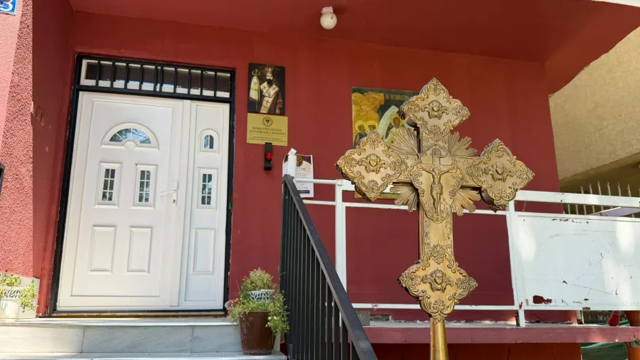 Nis regjistrimi i shqiptarëve ortodoks pas  betejës  me kishën serbe Kisha Ortodokse Autoqefale e Kosovës ka fituar procesin gjyqësor ndaj kishës serbe  pasi që kjo e fundit kishte pretenduar se Kisha Ortodokse e Kosovës nuk është legjitime    