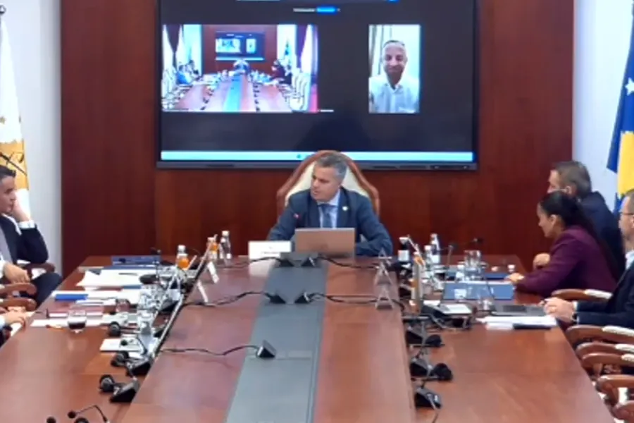 KPK refuzon rikthimin e prokurorëve serbë që dhanë dorëheqje në vitin 2022 Këshilli Prokurorial i Kosovës  KPK  ka refuzuar kërkesat për tërheqjen e dorëheqjeve të pesë prokurorëve dhe 15 anëtarëve të stafit mbështetës të komunitetit serb për t u   