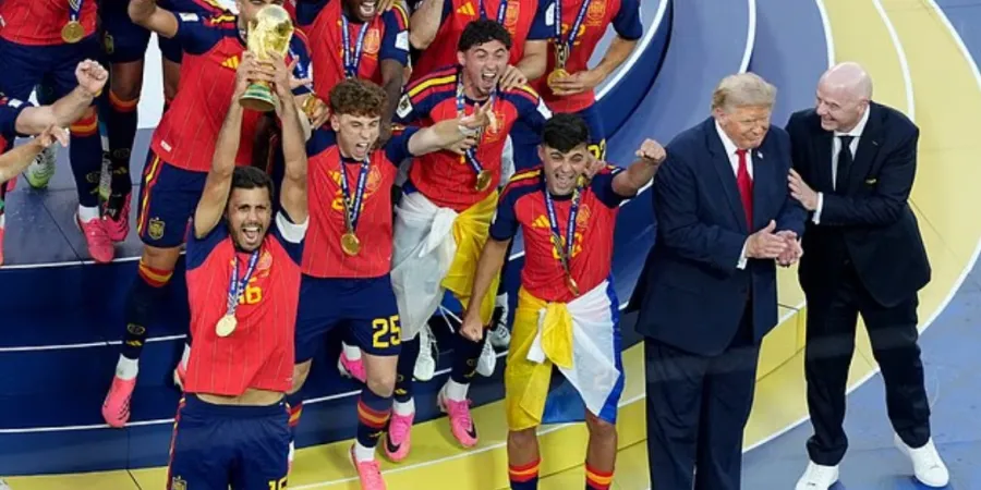 Kush shkoi e kush jo nga VIP të për ta parë finalen e Kupës së Botës  Në finalen e Kupës së Botës  përveç yjeve në fushë nuk munguan as ata si spektator Beyonce dhe Jay Z  ndryshe  familja mbretërore amerikane  ishin ndër të pranishmit në   
