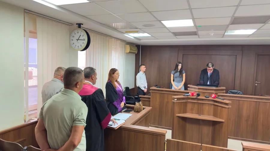 Këtë derr duhet pushkatu   gjykata dënon me burg autorin e komentit kërcënues ndaj Gucatit Gjykata Themelore në Drenas ka dënuar me burgim prej 4 muajve Eqrem Avdullahut nga Rahoveci  i cili akuzohet për veprën penale  kanosje   ndaj kryetarit   