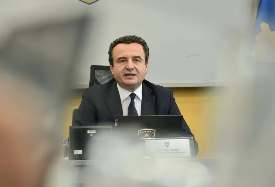 Kurti u bën thirrje Policisë së Kosovës për shtim të sigurisë në komunikacion Kryeministri në detyrë  Albin Kurti i bënë thirrje Policisë së Kosovës të shtoj veprimet e saj të sigurisë në drejtim të parandalimit të rregullave në komunikacion  Në   